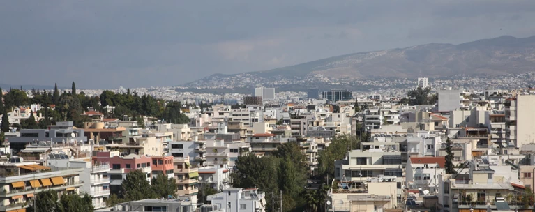Αντιπαράθεση κυβέρνησης - ΣΥΡΙΖΑ για τη μείωση του ΕΝΦΙΑ