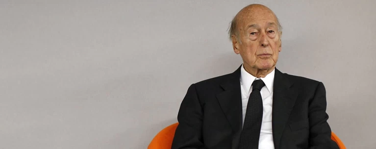 Ντ' Εστέν: «Η Γαλλία κινδυνεύει να γίνει Ελλάδα»