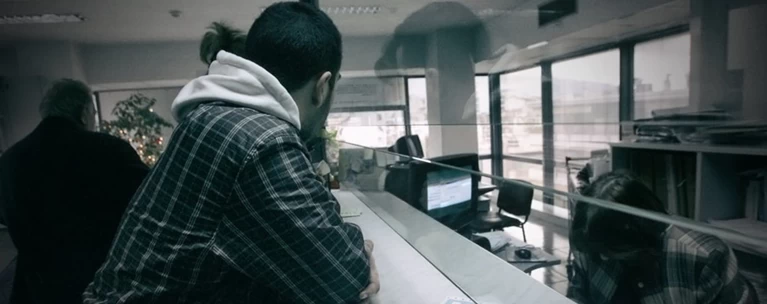 ΔΟΥ Χαλανδρίου: 20 άτομα απειλούσαν έφορο φωνάζοντας «θα σε λιώσουμε»