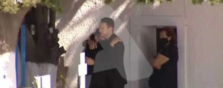 Μπαμπης μητερα Καρολαιν