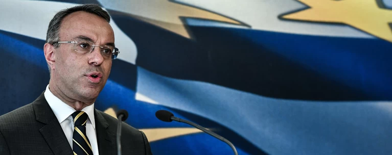 Σταϊκούρας: 'Πάταξη φοροδιαφυγής 2 δισ. με τις υποχρεωτικές e-συναλλαγές'