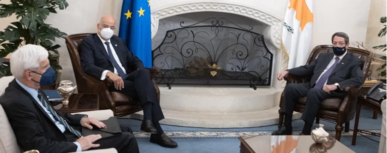 δενδιασ
