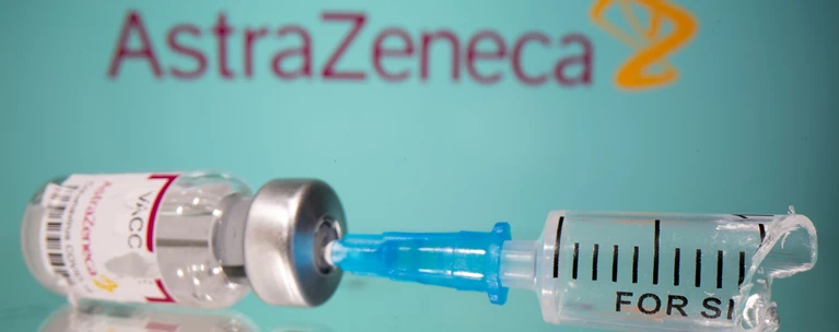 Εμβόλιο AstraZeneca: Αναστέλλει τις δοκιμές σε παιδιά και εφήβους το Πανεπιστήμιο της Οξφόρδης