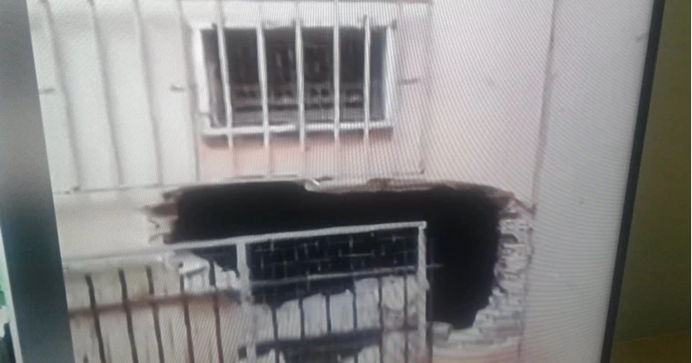 Σχολείο Διάρρρηξη Γκράβα