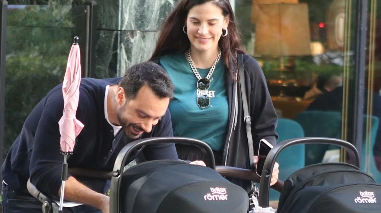 Σάκης Τανιμανίδης Χρισίνα Μπόμπα