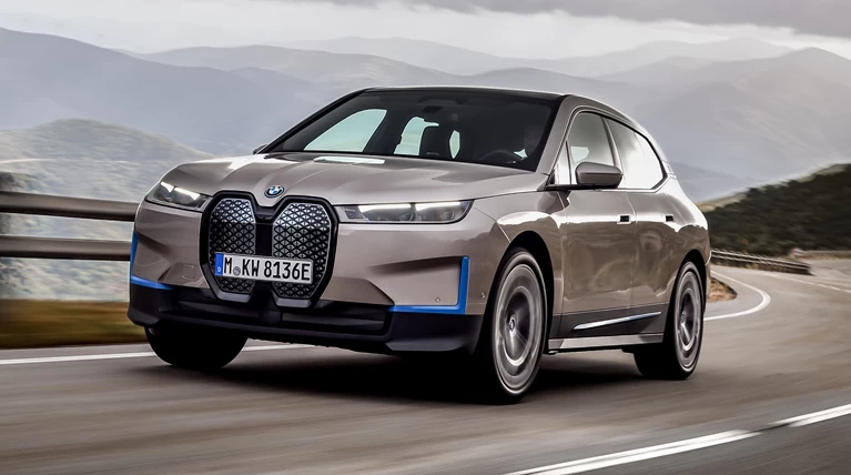 BMW iX