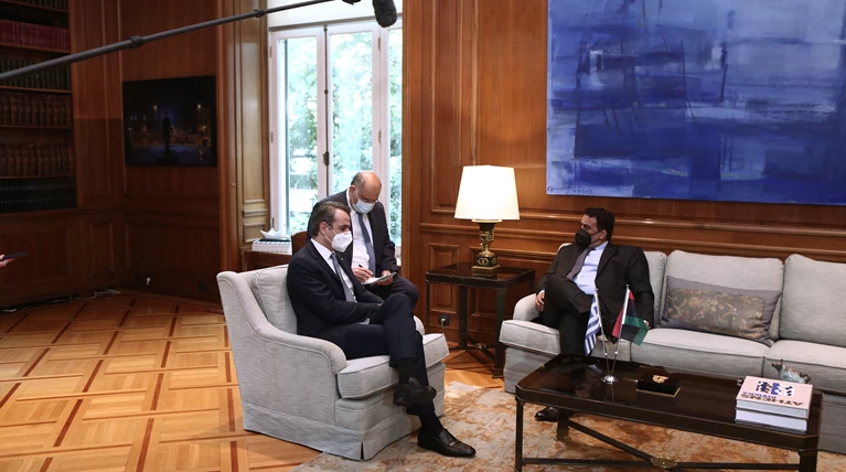 mitsotakis me livio proedro