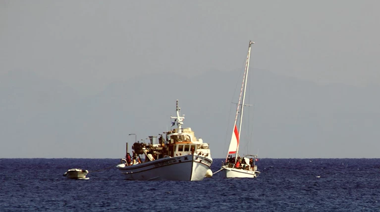 Ιστιοφόρο Πρόσφυγες