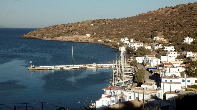 Νίσυρος