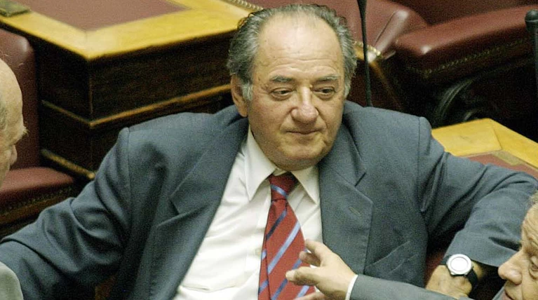 κριτικοσ
