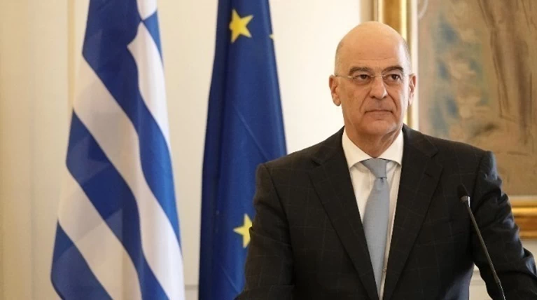 Δένδιας