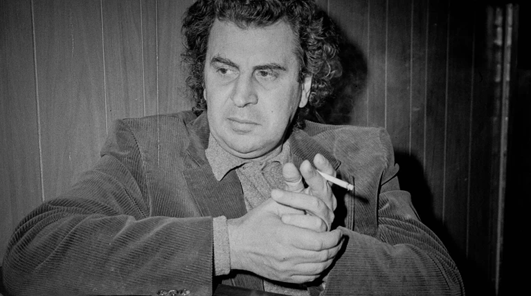ΜΙΚΗΣ ΘΕΟΔΩΡΑΚΗΣ