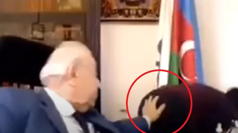 Αζέρος