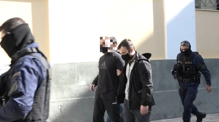 Τάκης