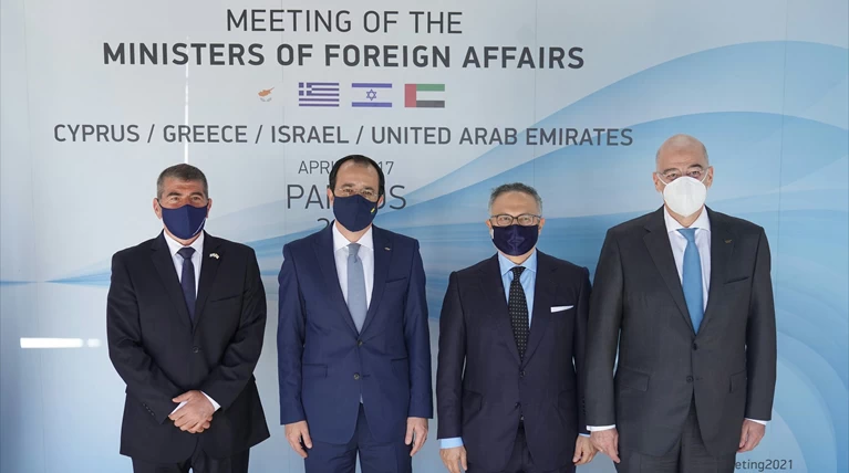 δενδιασ
