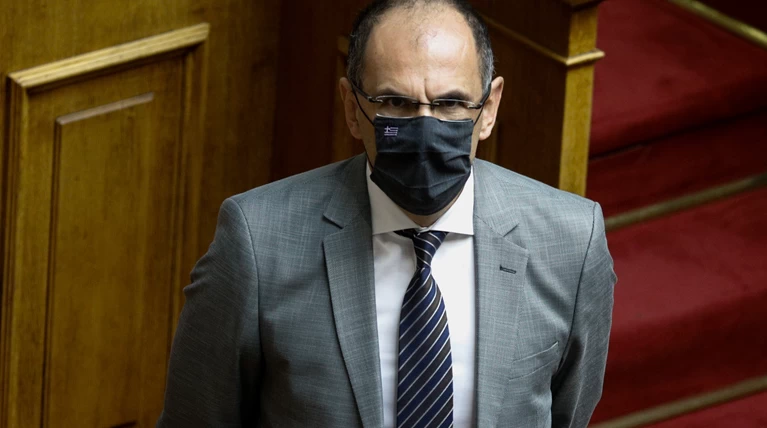 Γιώργος Γεραπετρίτης Μάσκα Βουλή