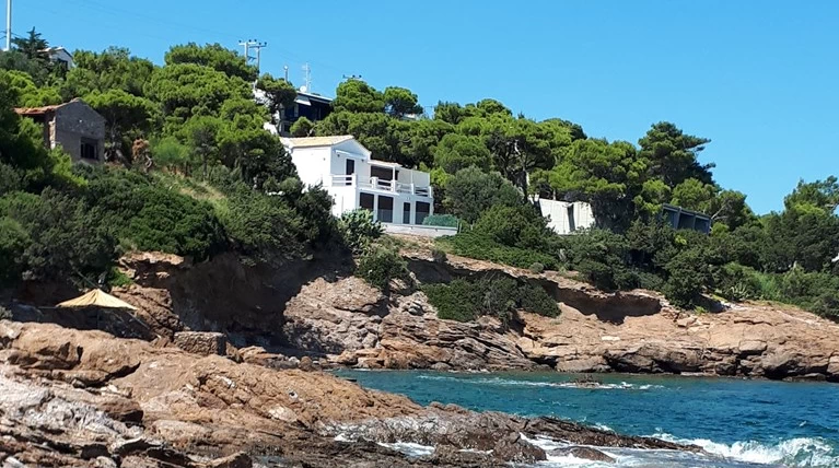 vila tsipra