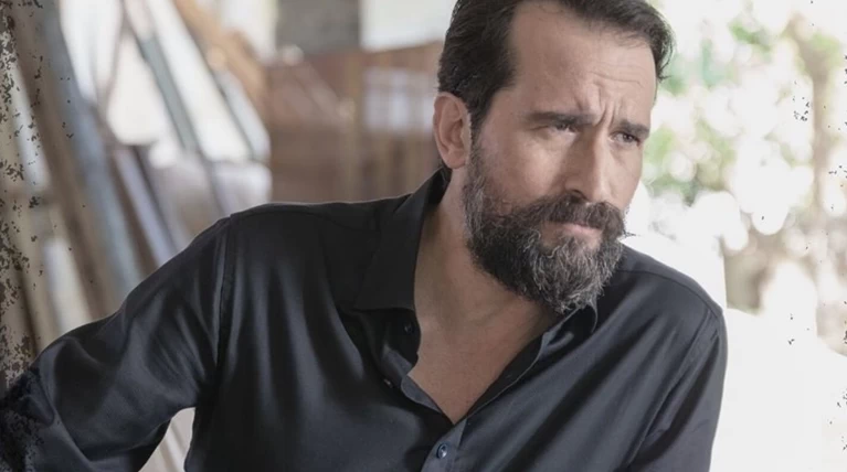 σασμος τασος νουσιας
