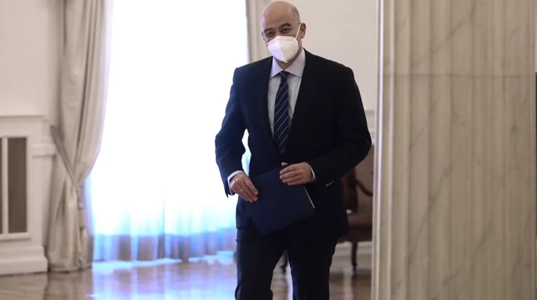 νικος δενδιας