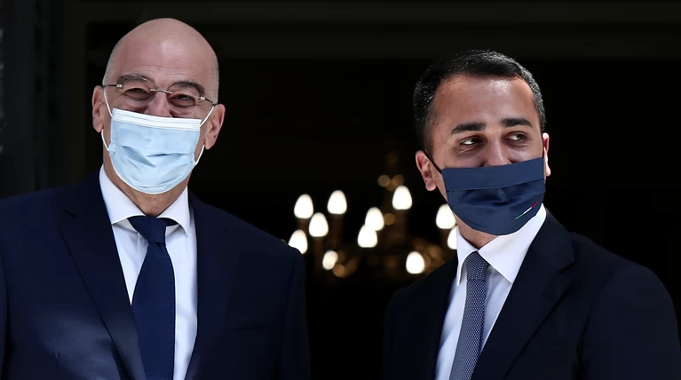 δενδιασ