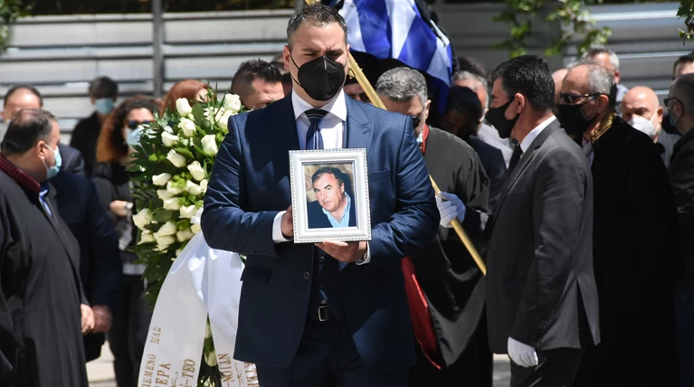 γιατρας