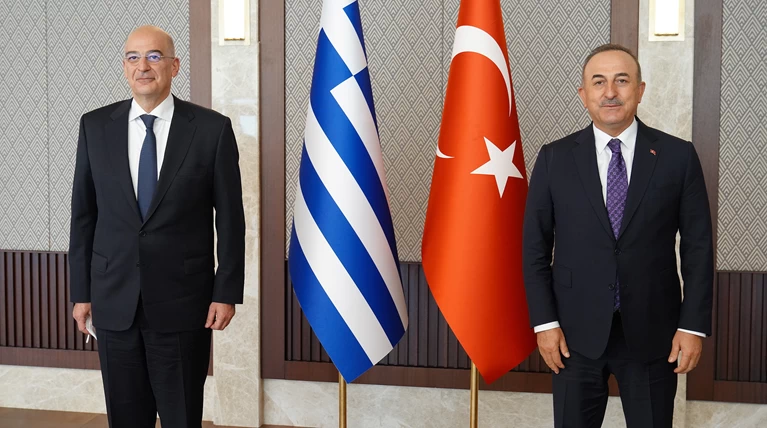 δενδιας τσαβουσογλου