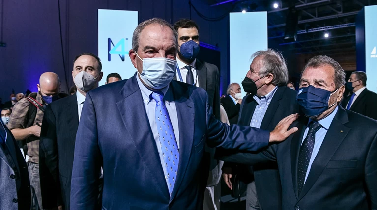 καραμανλης