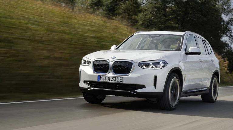 BMW iX3
