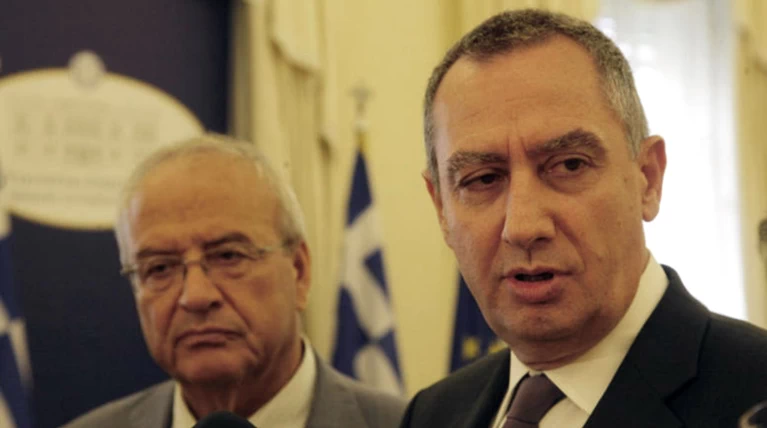 Αποσύρθηκε με συνοπτικές διαδικασίες η τροπολογία για ευθύνες δημάρχων-περιφερειαρχών