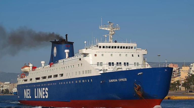 Ταλαιπωρία για 508 επιβάτες του European Express