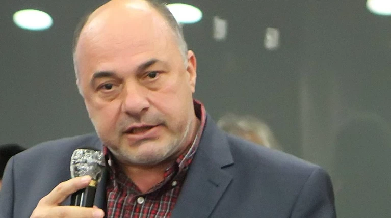 Λόγια του Μπέου: Παραλήρημα του νέου δημάρχου Βόλου
