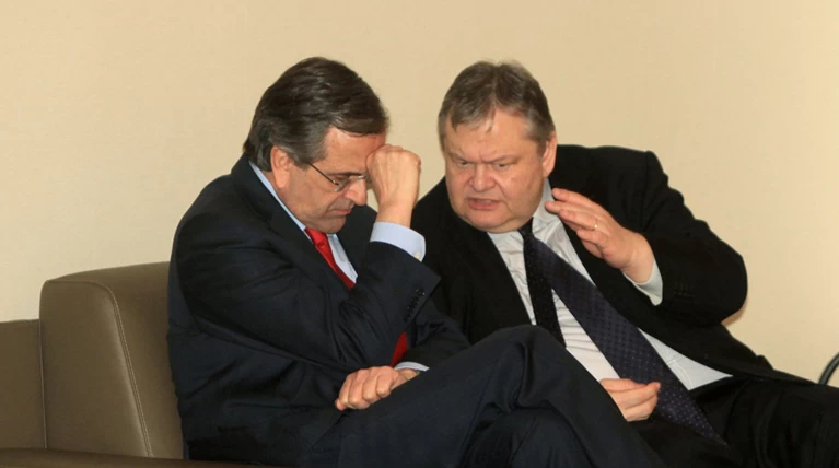 Κυβερνητικά «γκάζια» για τα προαπαιτούμενα