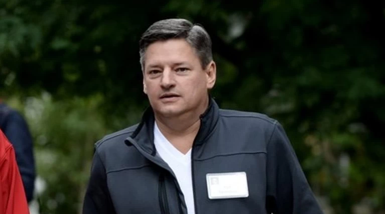 Τεντ Σαράντος: Η δαιμόνια ιδιοφυία πίσω από μια τηλεοπτική επανάσταση