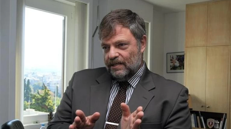 Γερμανός πρεσβευτής: Κάποιοι θέλουν να θέσουν την Ελλάδα εκτός τροχιάς