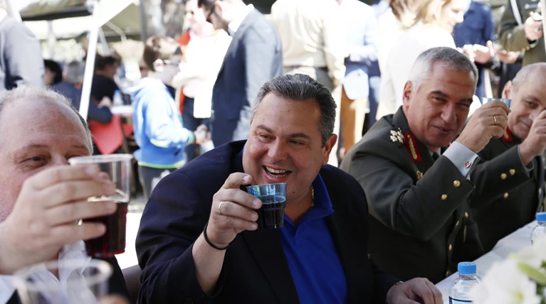 200 αρνιά και 100 κοκορέτσια στο γεύμα αγάπης στο Γουδή