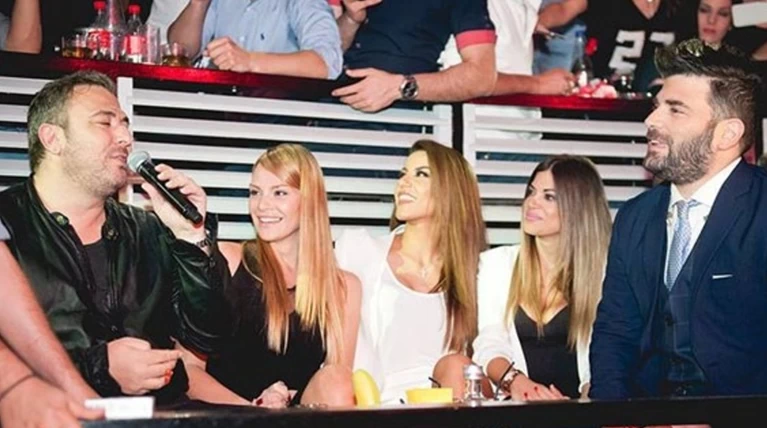 Ρέμος-Υβόννη: Οι δημόσιες τρυφερές στιγμές - βίντεο