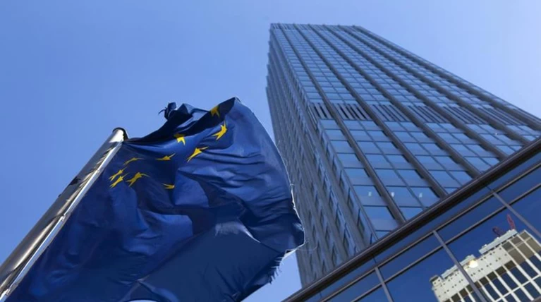 Ecofin: Σχέδιο για αυστηρότερους κανόνες στις μεγάλες τράπεζες