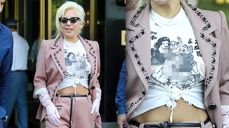 Lady Gaga: Σκληρό πορνό στην μπλούζα της