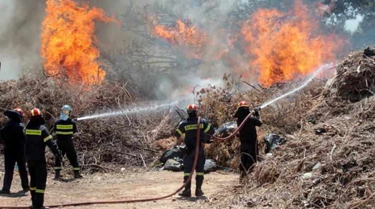 SOS: Υψηλός κίνδυνος πυρκαγιάς αύριο Σάββατο, δείτε σε ποιες περιοχές