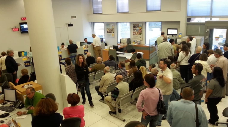 Πως θα διασωθούν οι τράπεζες χωρίς κούρεμα στις καταθέσεις