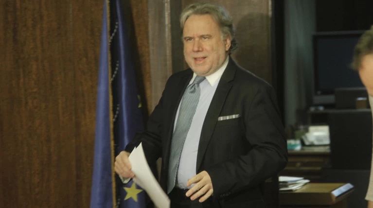 Ξεκάρφωμα Κατρούγκαλου για την Τρόικα:εγώ τους κάλεσα στο υπουργείο