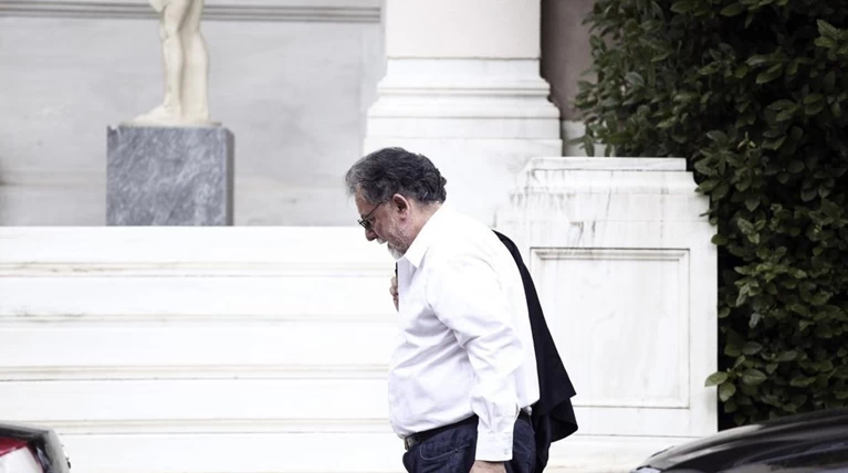 «Κόκκινο πανί» και πάλι ο Γιάννης Πανούσης