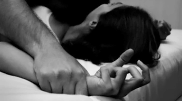Βρετανίδα καταγγέλλει βιασμό από υπάλληλο ξενοδοχείου στην Κρήτη