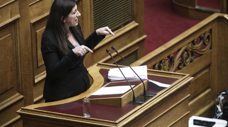 «Τηλεοπτικό σόου» έκανε η Ζωή τη Διάσκεψη των Προέδρων