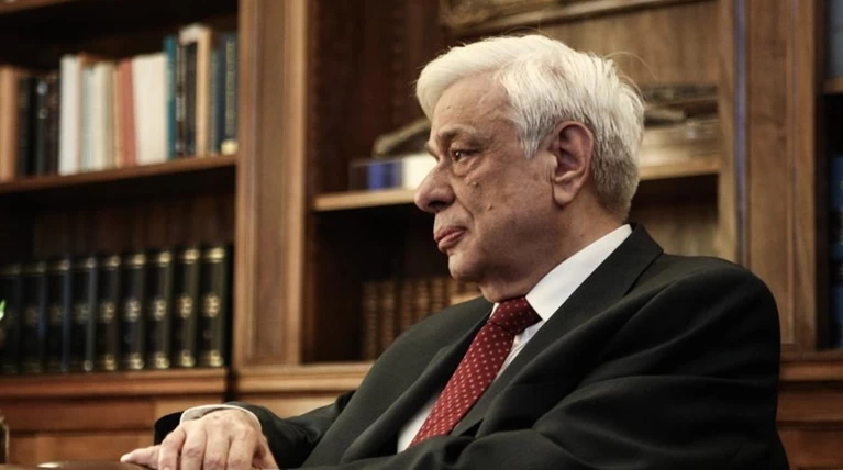 Τηλεφωνικές συνομιλίες Παυλόπουλου με Ντράγκι και Ολάντ