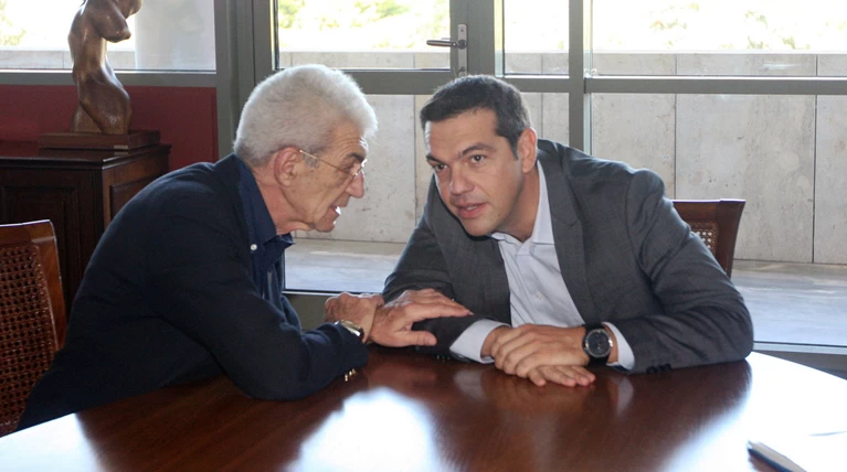 Μπουτάρης σε Τσίπρα: Πείσε τον λαό ότι δεν μας ψεκάζουν