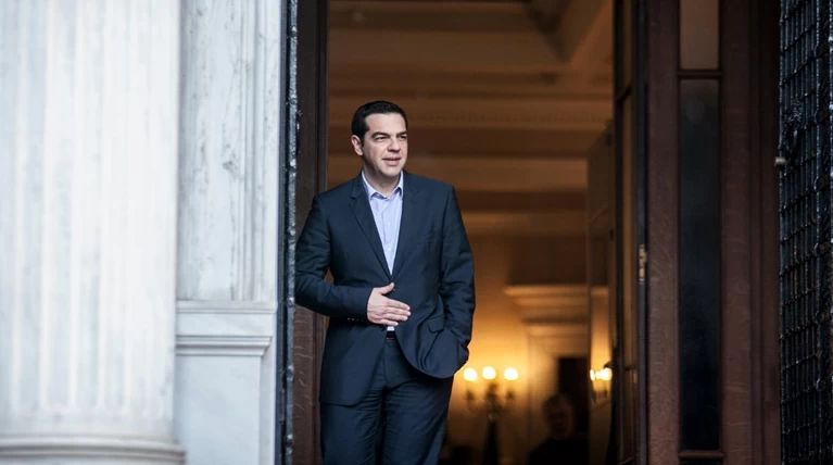 Το ρίσκο των εκλογών και η αμφίπλευρη πίεση σε Τσίπρα