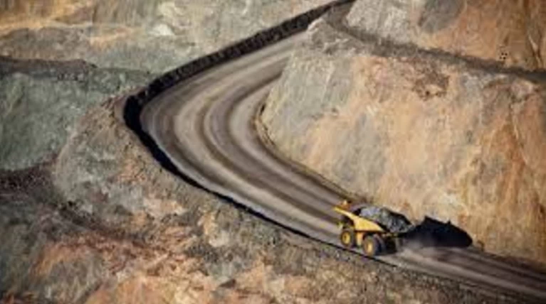 Προσωρινή διακοπή της εξόρυξης χρυσού στη Χαλκιδική με απόφαση Σκουρλέτη