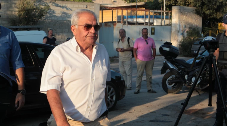 Ολα καλά τα βλέπει ο Φλαμπουράρης με τους μετανάστες