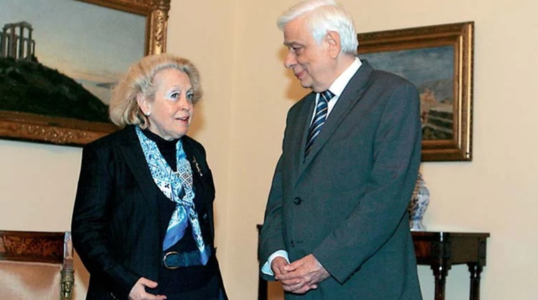 Live:Ορκίζεται υπηρεσιακή πρωθυπουργός η Βασιλική Θάνου